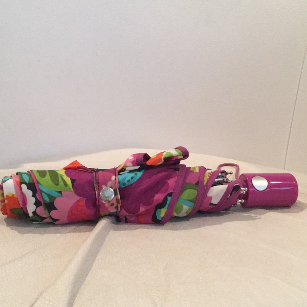 Vera Bradley patterned umbrella